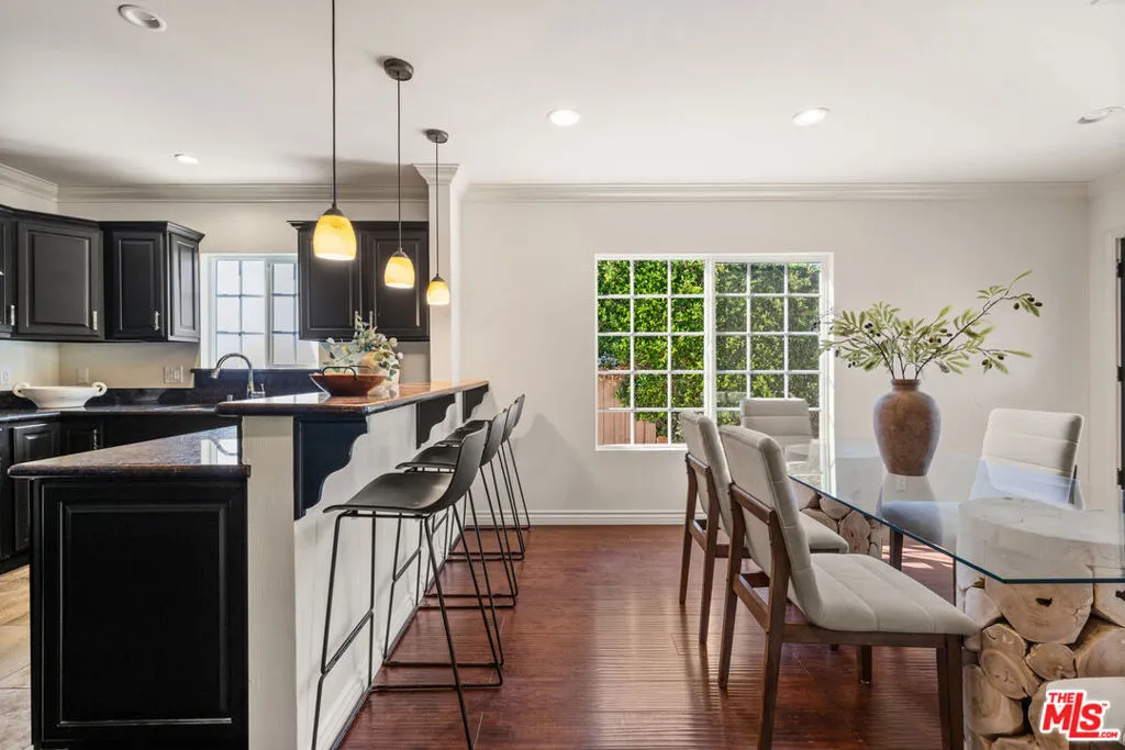 3745 Veteran Avenue, Los Angeles, California 90034 home-pic-6